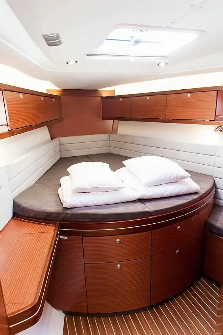 Delphia 47 - 