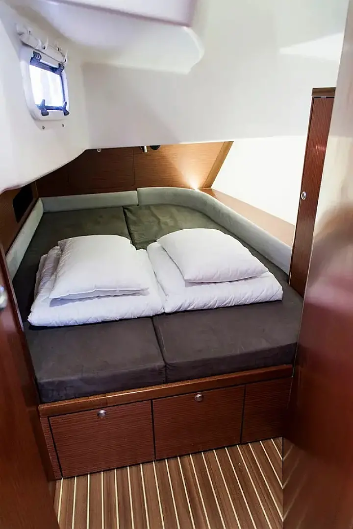 Delphia 47 - 