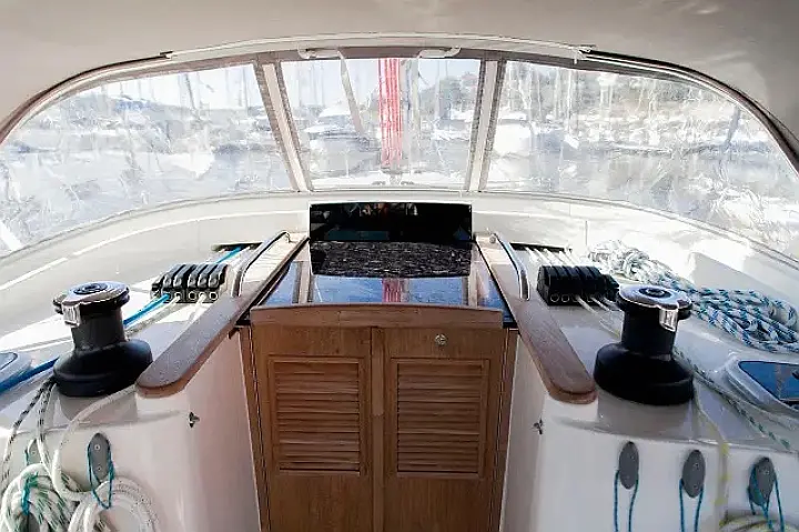 Delphia 47 - 