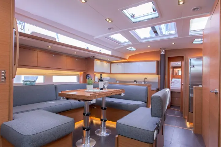 Dufour 530 - 