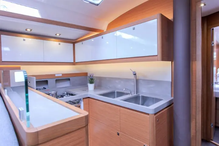 Dufour 530 - 