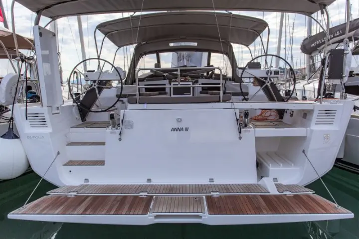 Dufour 530 - 