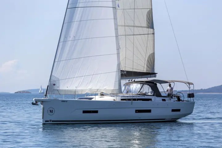 Dufour 530 - 