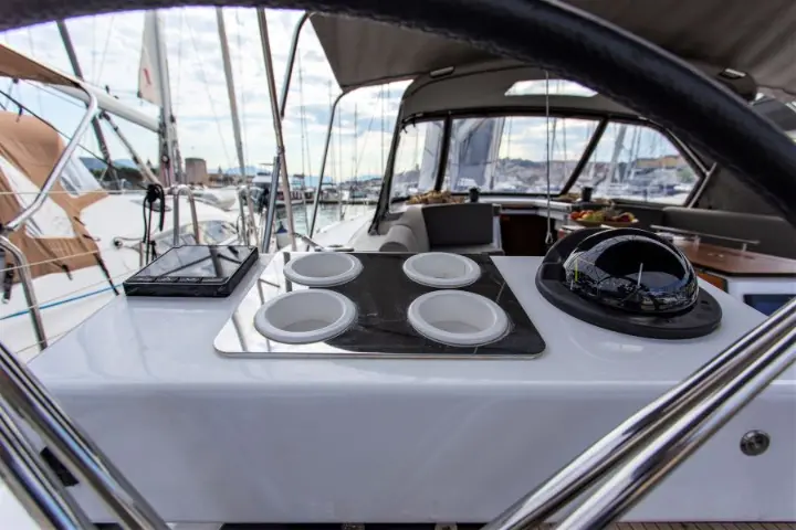 Dufour 530 - 