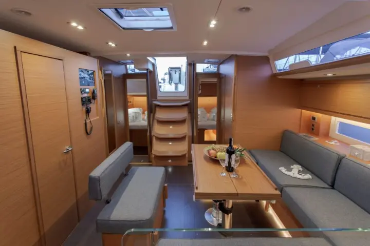 Dufour 530 - 