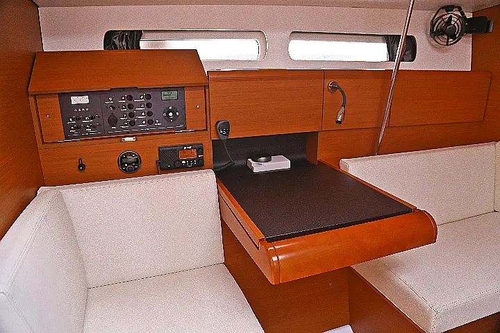 Sun Odyssey 439 - 