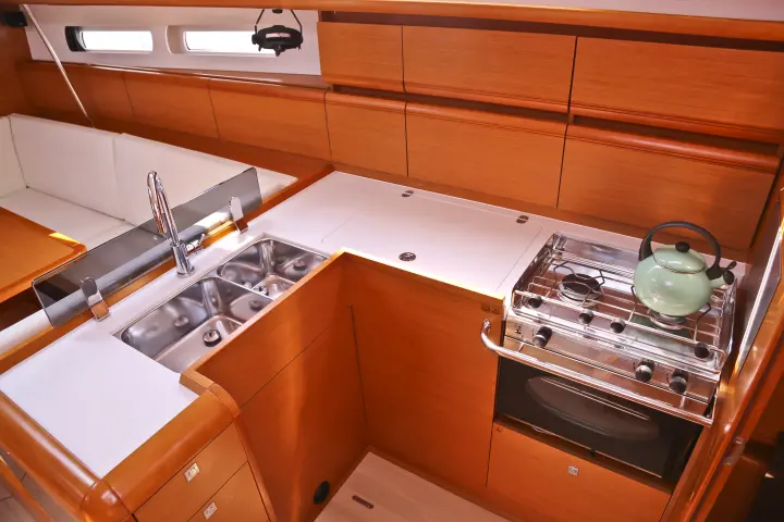 Sun Odyssey 439 - 