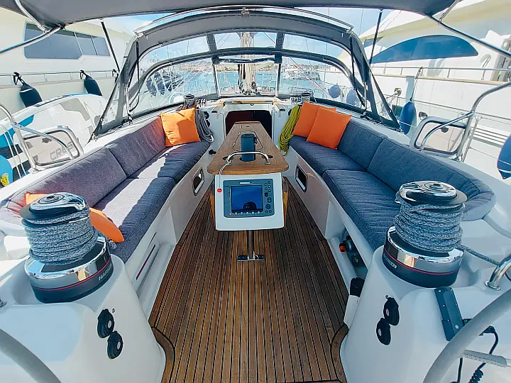 Oceanis Clipper 523 - 