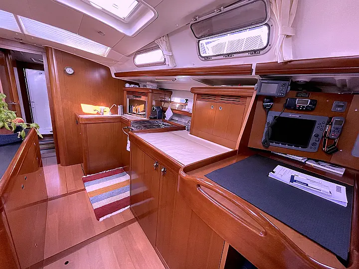 Oceanis Clipper 523 - 