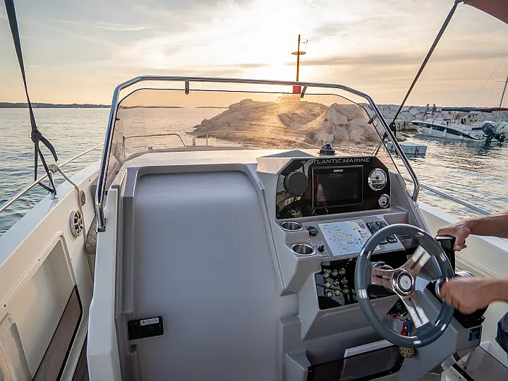 Atlantic Marine 750 - 