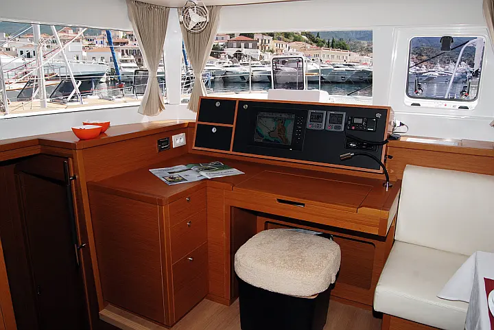 Lagoon 450 Fly - 
