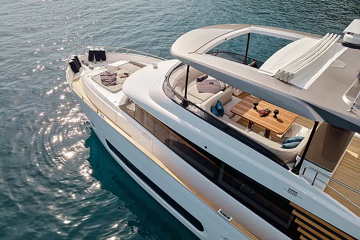 Azimut Magellano 66 - 
