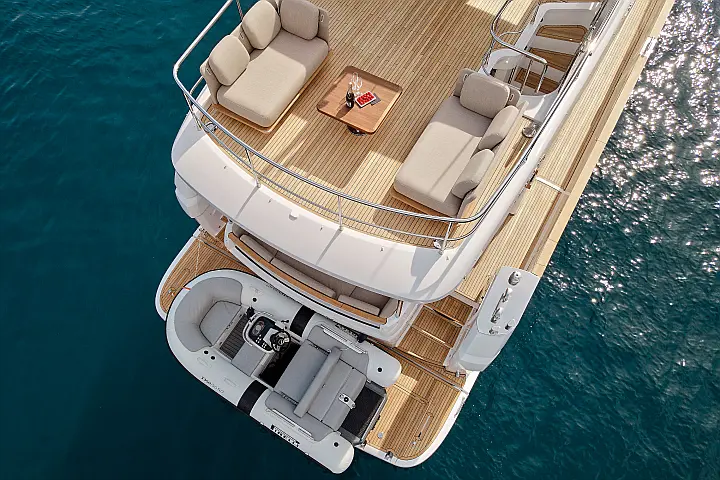 Azimut Magellano 66 - 