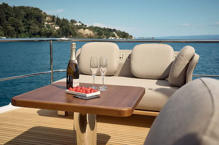 Azimut Magellano 66 - 