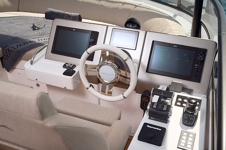 Azimut Magellano 66 - 