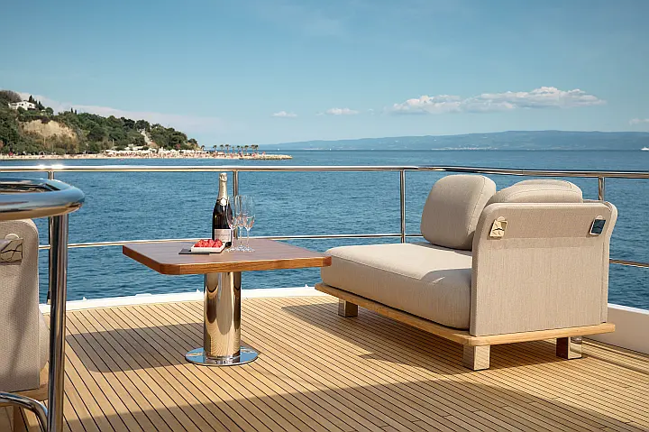 Azimut Magellano 66 - 