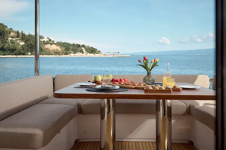 Azimut Magellano 66 - 