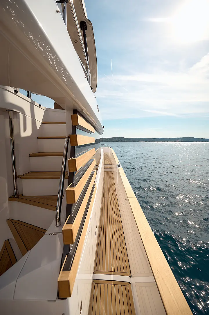 Azimut Magellano 66 - 