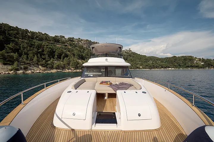 Azimut Magellano 66 - 
