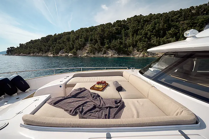 Azimut Magellano 66 - 