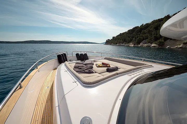 Azimut Magellano 66 - 