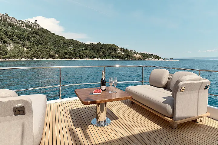 Azimut Magellano 66 - 