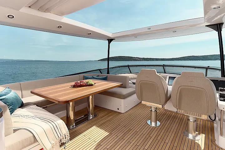 Azimut Magellano 66 - 