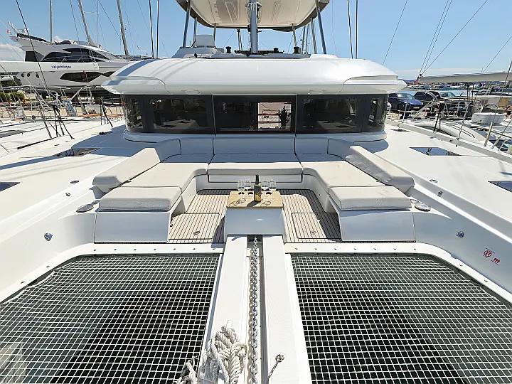 Lagoon 55_5 Cabins - 