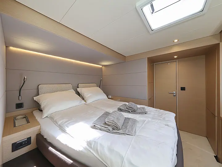 Lagoon 55_5 Cabins - 
