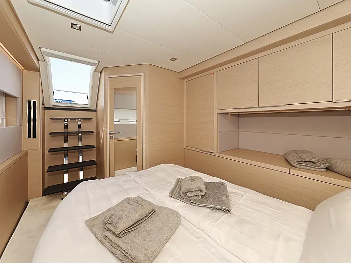 Lagoon 55_5 Cabins - 