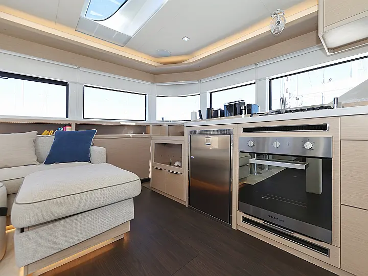 Lagoon 55_5 Cabins - 