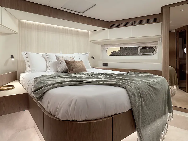 Azimut Magellano 66 - 