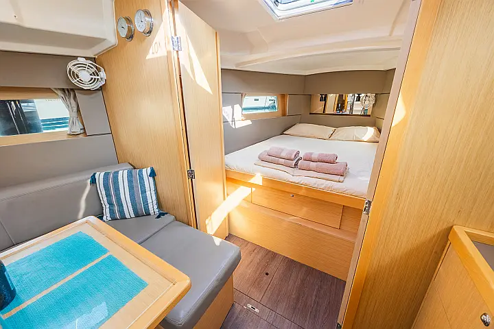 Oceanis 38.1 - 