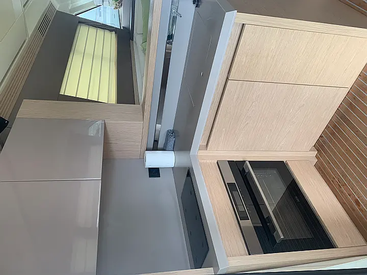 Monte Carlo 5 - kitchen
