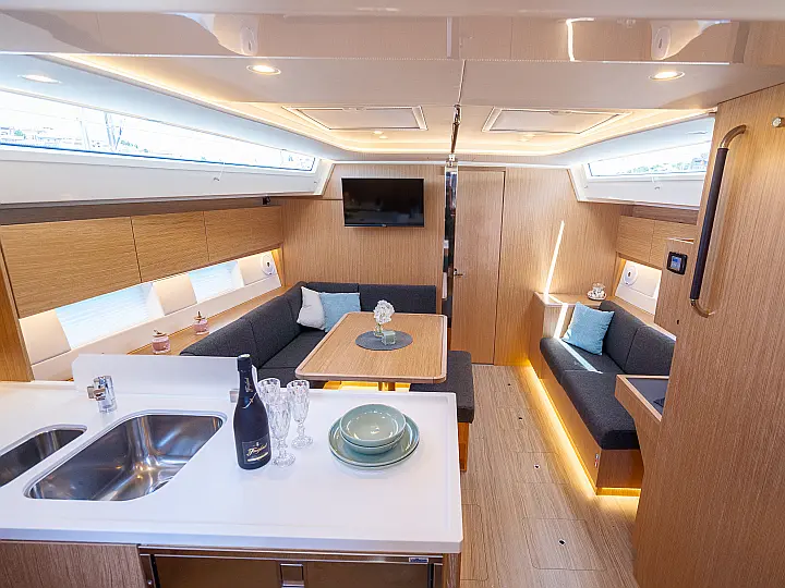 Bavaria C45 Style - 