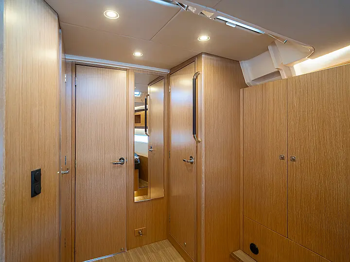 Bavaria C45 Style - 