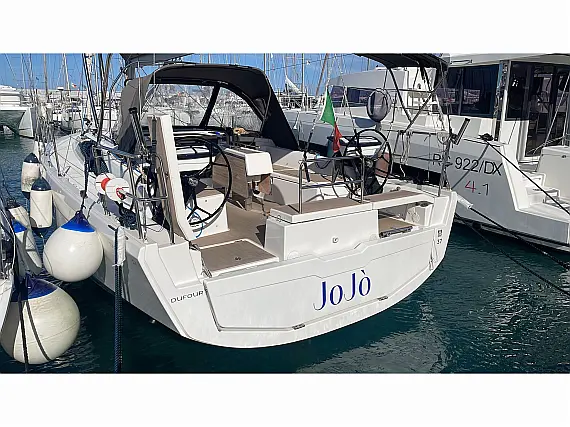 Dufour 37