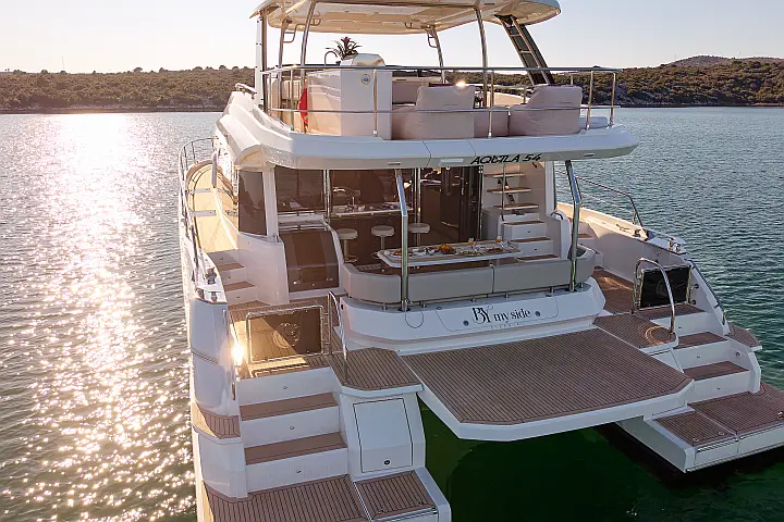 Aquila 54 - 