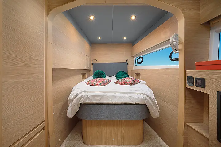Aquila 54 - 