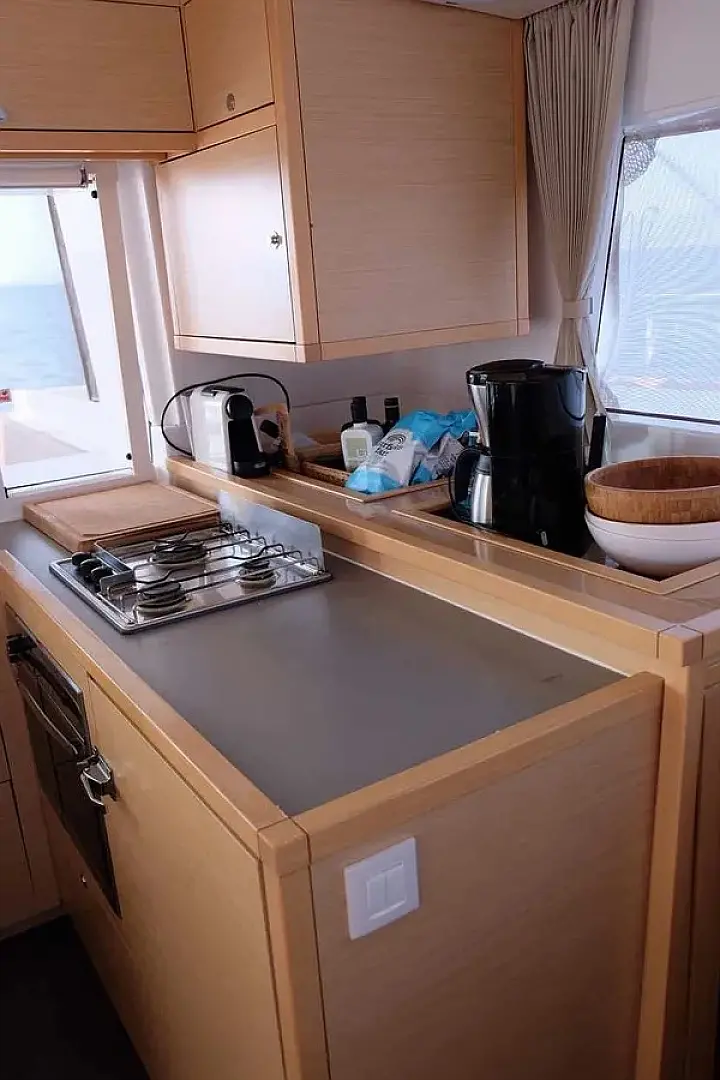 Lagoon 450 Fly - 