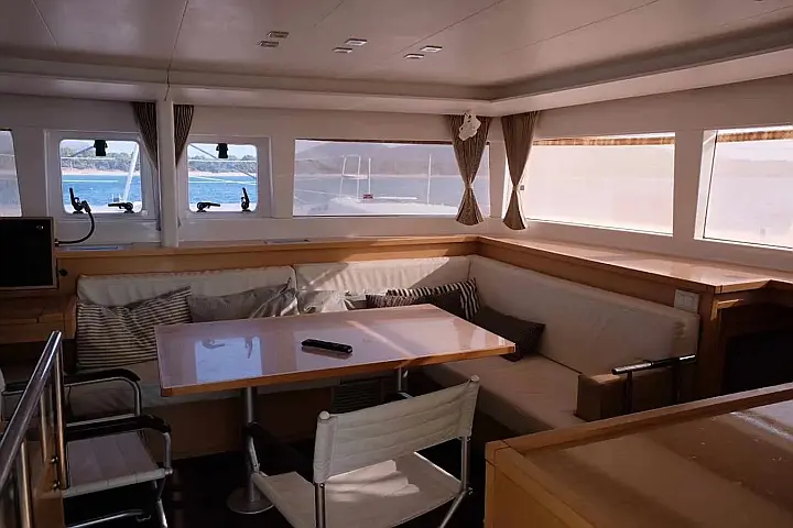 Lagoon 450 Fly - 