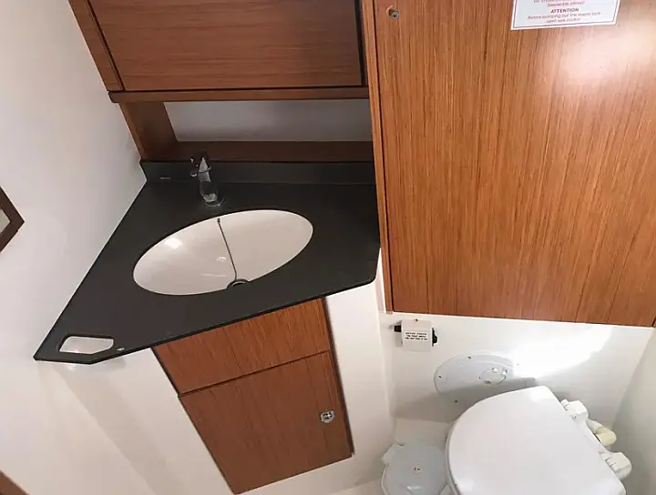Bavaria Cruiser 51 (5 cab.) - 