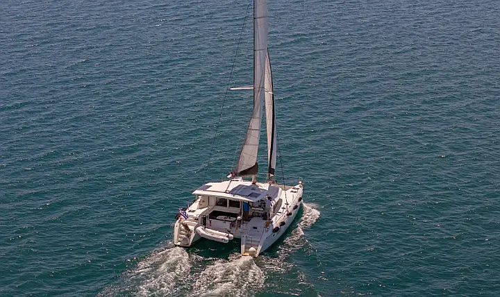 Lagoon 420 (5 cab.) - 