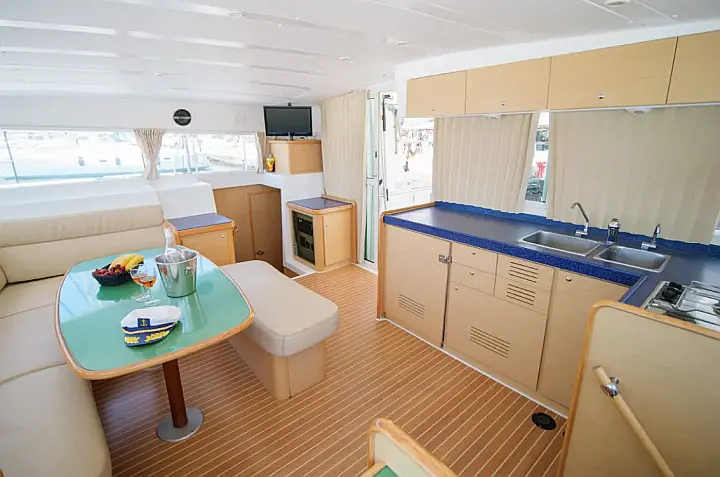 Lagoon 420 (5 cab.) - 