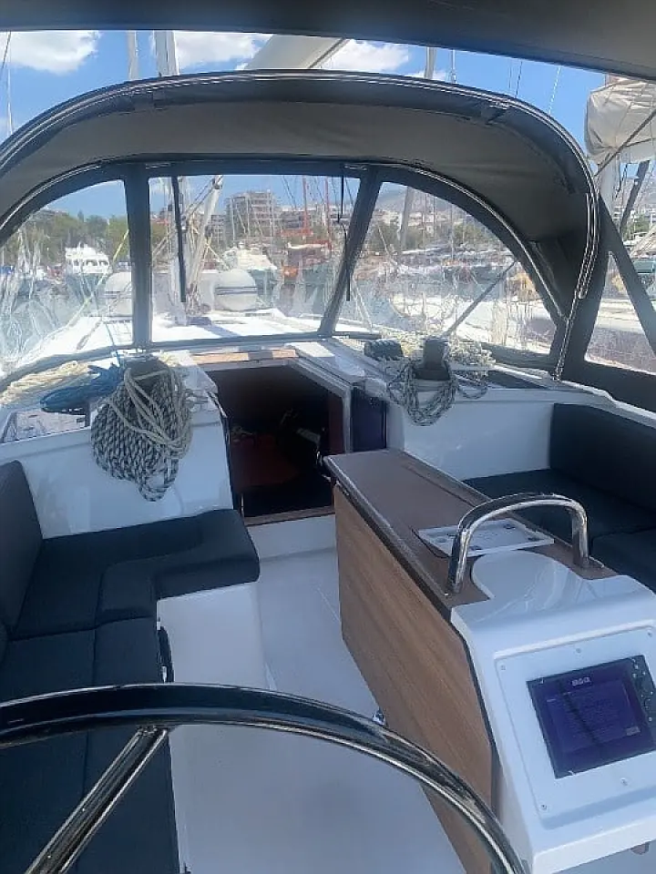 Bavaria C42 (3 cab.) - 