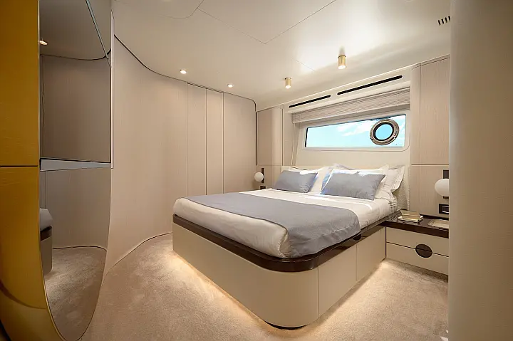 Azimut 78 Fly - 