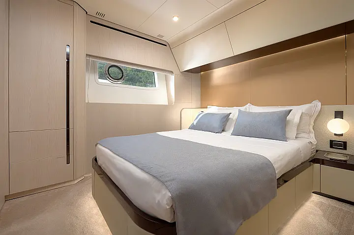 Azimut 78 Fly - 