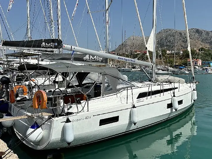 Oceanis 40.1 (4 cab.) - External image