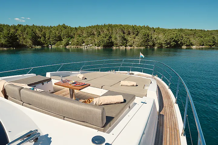 Azimut 72 - 