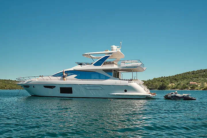 Azimut 72 - 